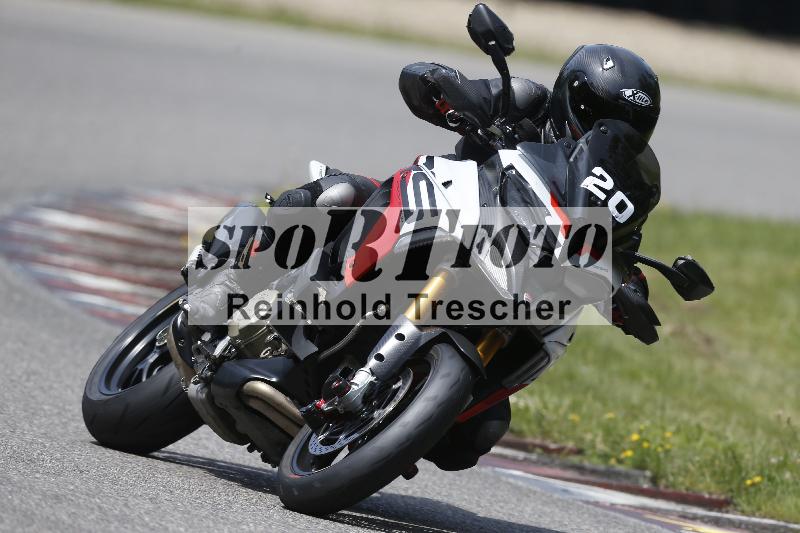 /27 12.06.2025 Ducati Schweiz Trackday Warmup  ADR/gruen-vert/20